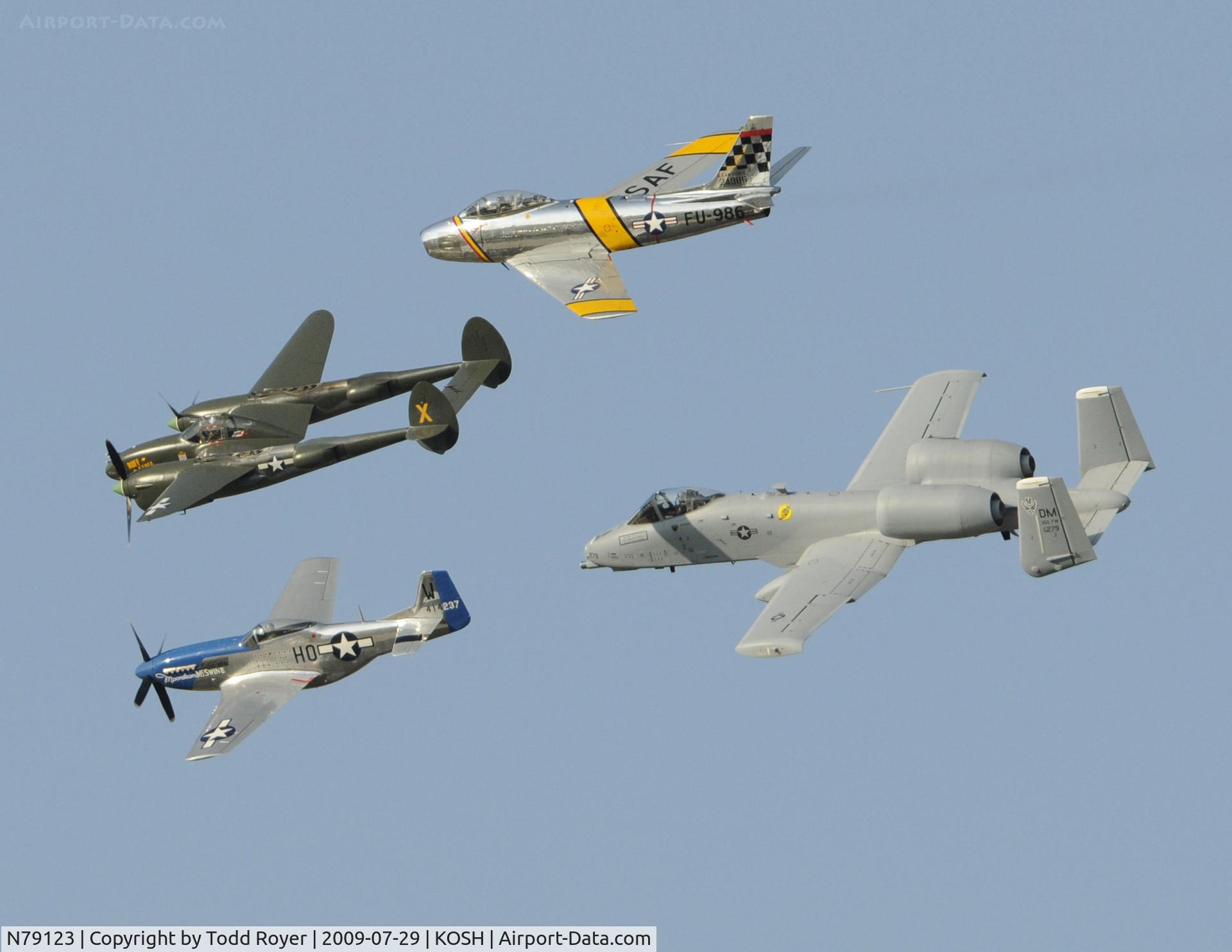 N79123, 1945 Lockheed P-38L-5 Lightning C/N 422-8235, EAA AIRVENTURE 2009