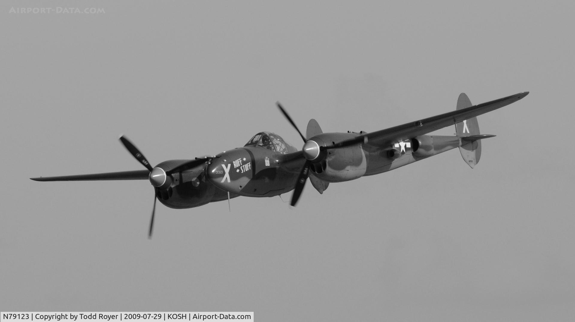 N79123, 1945 Lockheed P-38L-5 Lightning C/N 422-8235, eaa airventure 2009