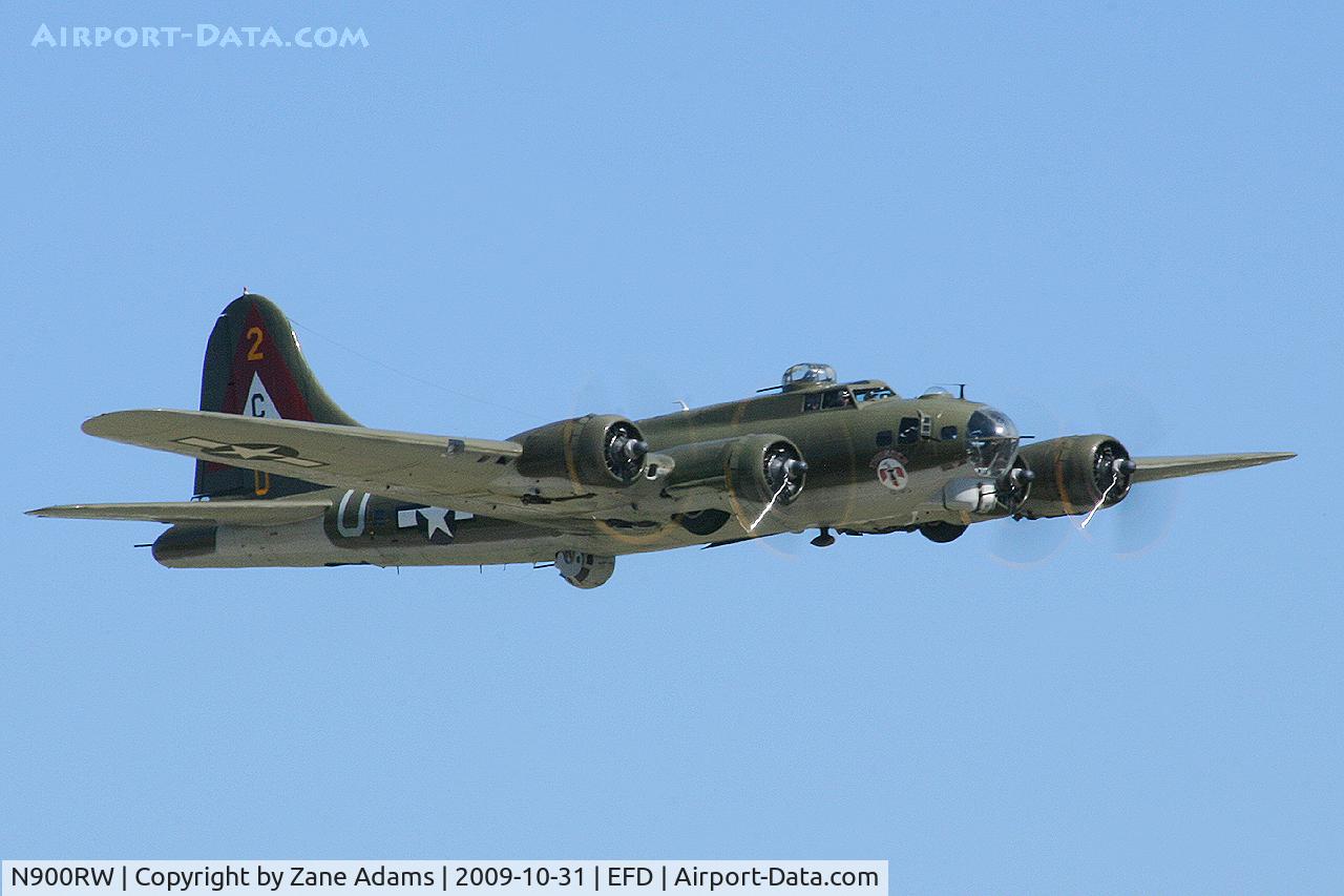 N900RW, 1944 Boeing B-17G Flying Fortress C/N 8627, LSFM B-17 