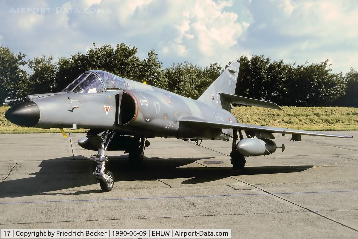 17, Dassault Super Etendard C/N 66, Aeronavale Super Etendard, static display at the 1990 KLu open house at Leeuwarden AB