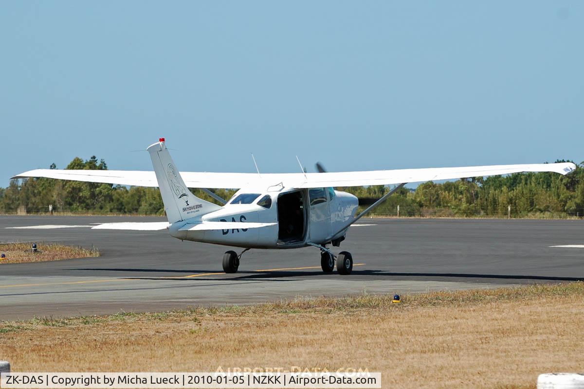 ZK-DAS, 1966 Cessna TU206A Turbo Super Skywagon C/N U206-0554, At Kerikeri / Bay of Islands