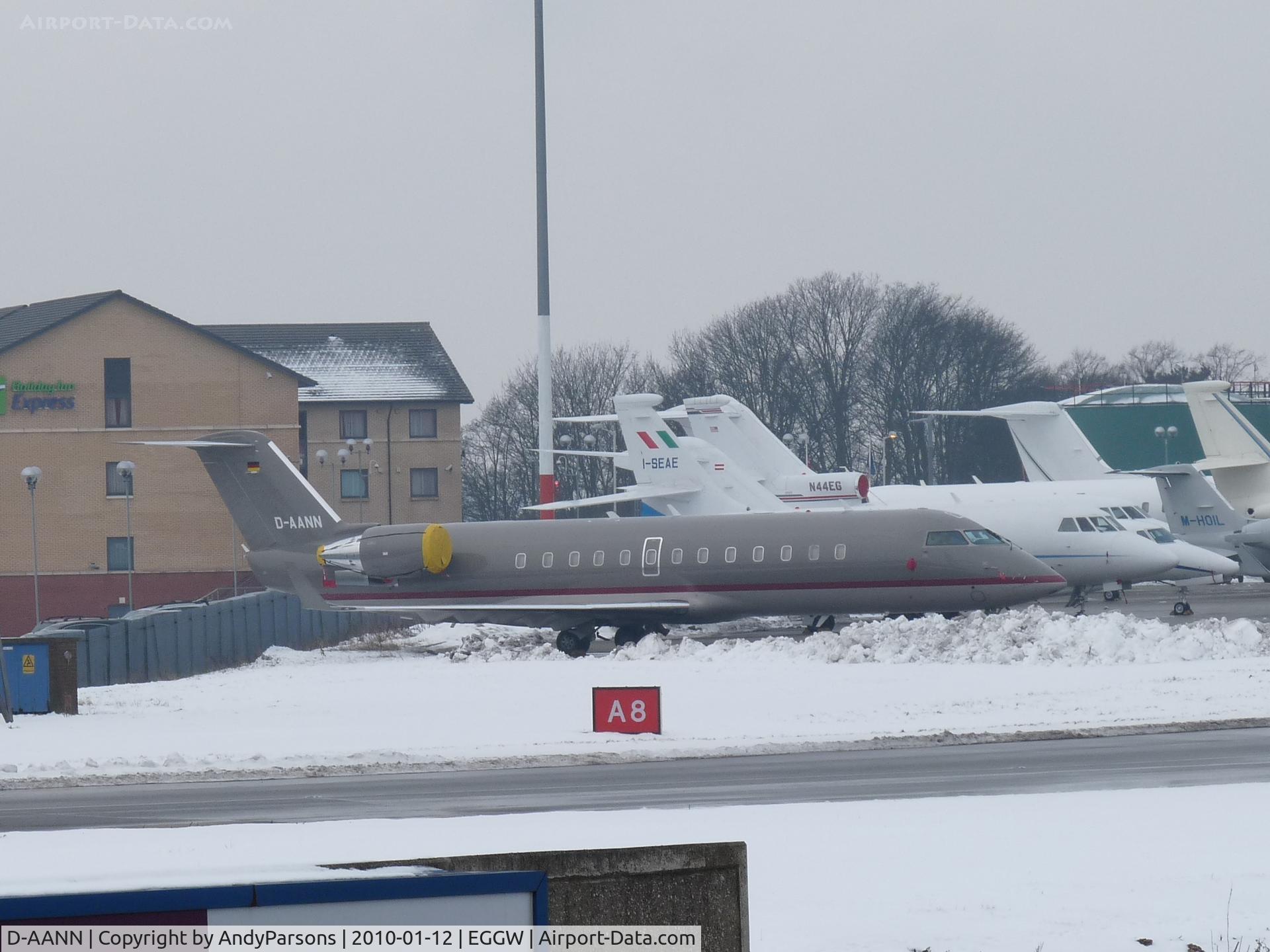 D-AANN, 2007 Bombardier Challenger 850 (CL-600-2B19) C/N 8073, At a very snowy Luton