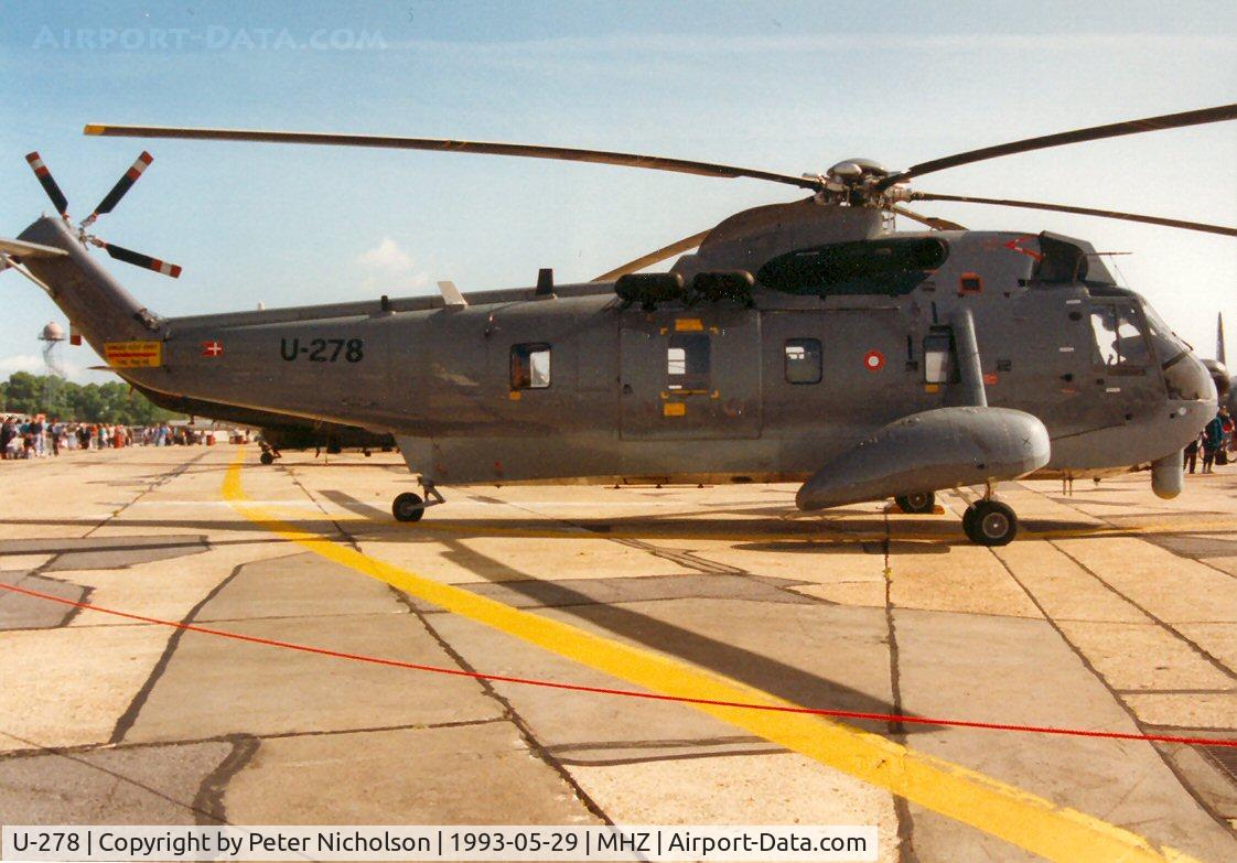 U-278, Sikorsky S-61A C/N 61278, Another view of the Esk 722 Sea King in the static park at the 1993 Mildenhall Air Fete.