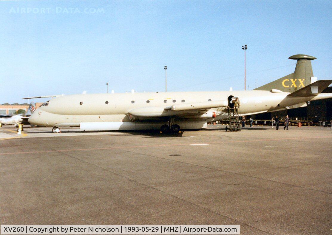 XV260, Hawker Siddeley Nimrod MR.2 C/N 8035, Nimrod MR.2 of 120 Squadron at RAF Kinloss in the static park at the 1993 Mildenhall Air Fete.