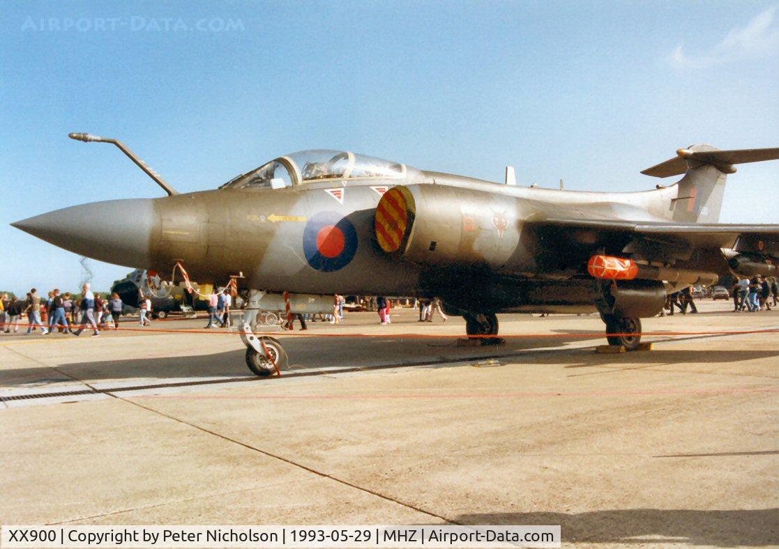 XX900, 1976 Hawker Siddeley Buccaneer S.2B C/N B3-05-75, Buccaneer S.2B of 12 Squadron at RAF Lossiemouth on display at the 1993 Mildenhall Air Fete.