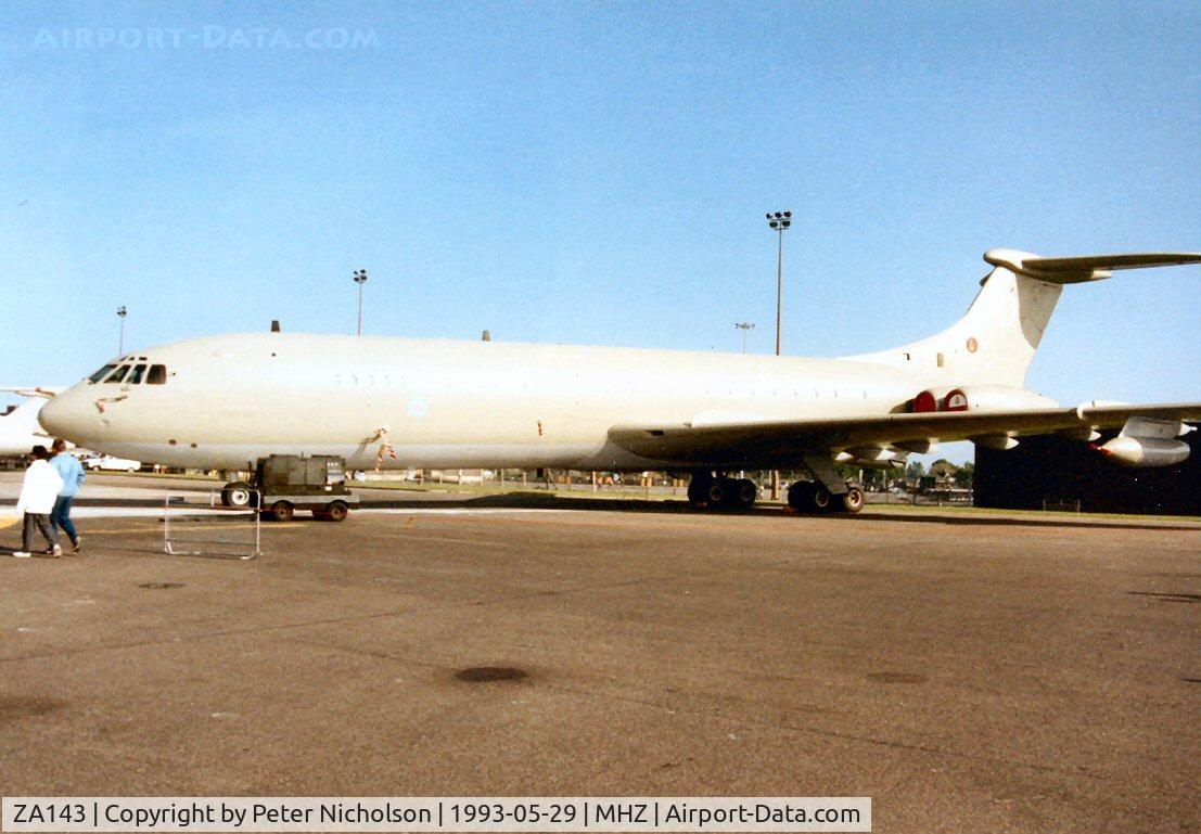 ZA143, Vickers VC10 K.2 C/N 813, VC-10 K.2 of 101 Squadron on display at the 1993 Mildenhall Air Fete.