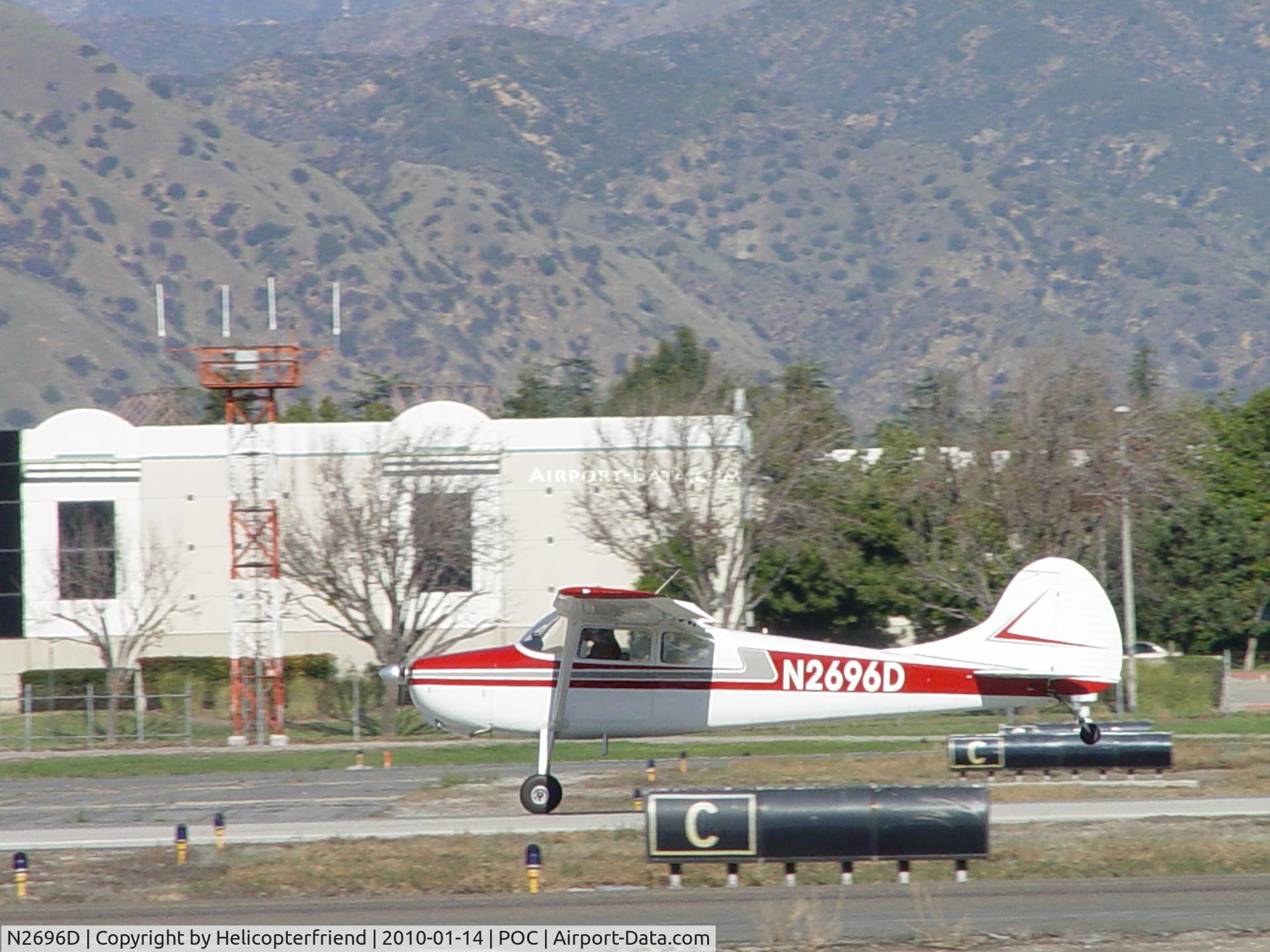 N2696D, 1952 Cessna 170B C/N 20848, Landing on runway 26L