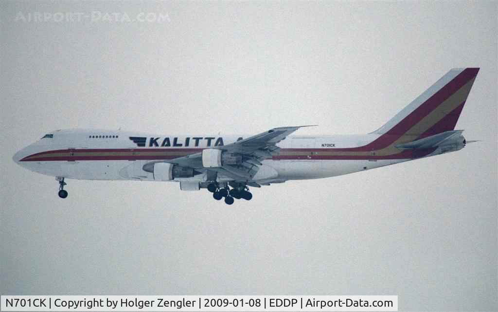 N701CK, 1979 Boeing 747-259B C/N 21730, Out of the fog and snow
