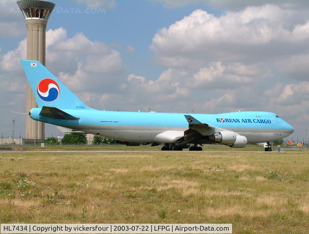 HL7434, 2002 Boeing 747-4B5F/SCD C/N 32809, Korean Air Cargo