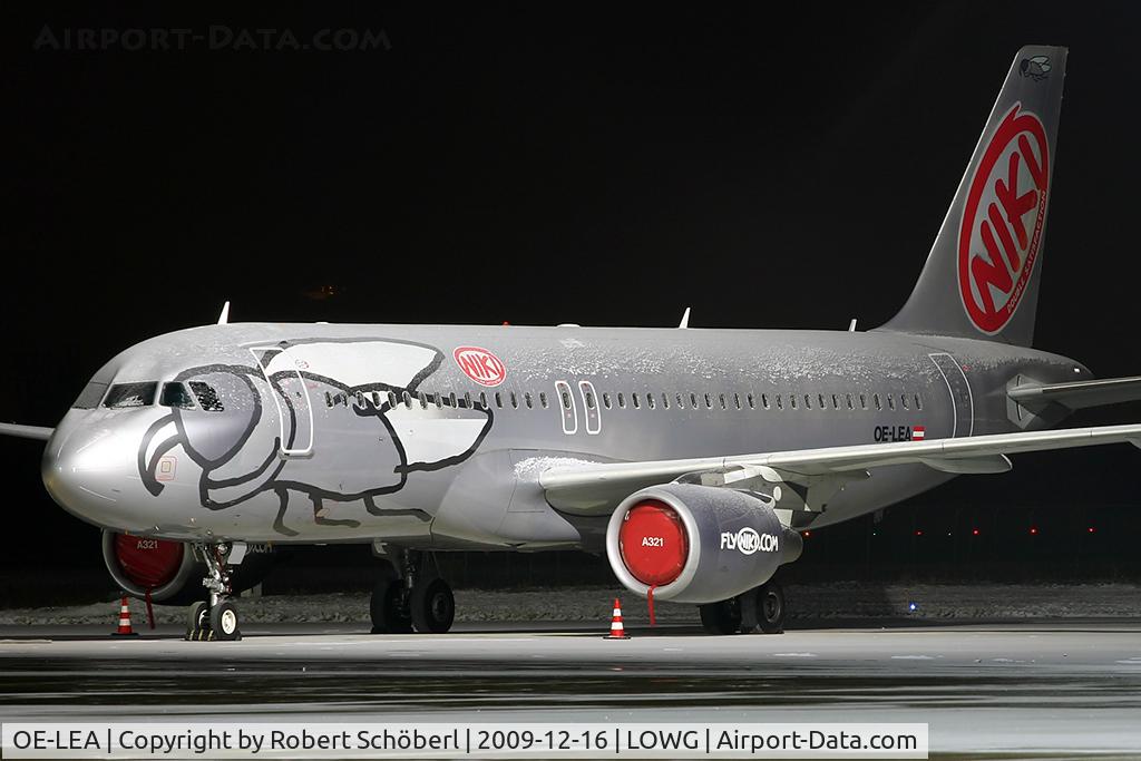 OE-LEA, 2005 Airbus A320-214 C/N 2529, Frozen Niki