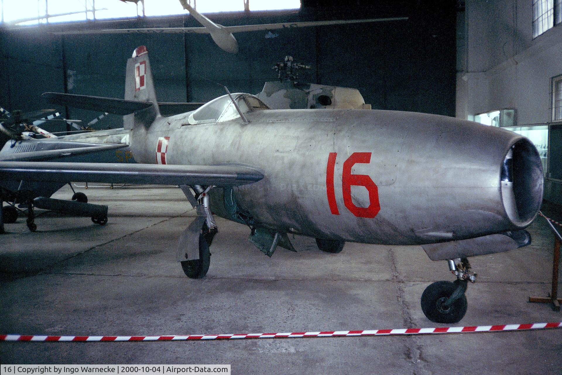 16, Yakovlev Yak-23 C/N 1216, Yakovlev Yak-23 FLORA of the polish air force at the Muzeum Lotnictwa i Astronautyki, Krakow