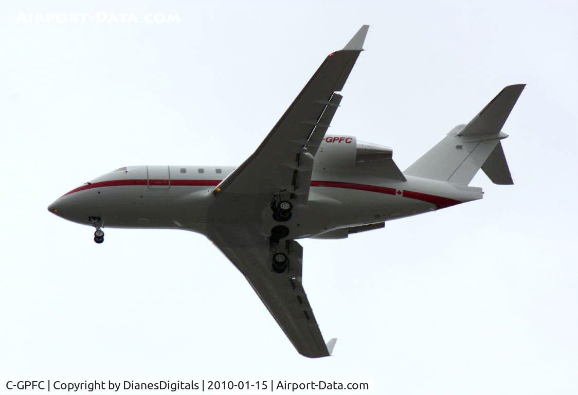C-GPFC, 1996 Canadair Challenger 604 (CL-600-2B16) C/N 5310, Toronto Airport