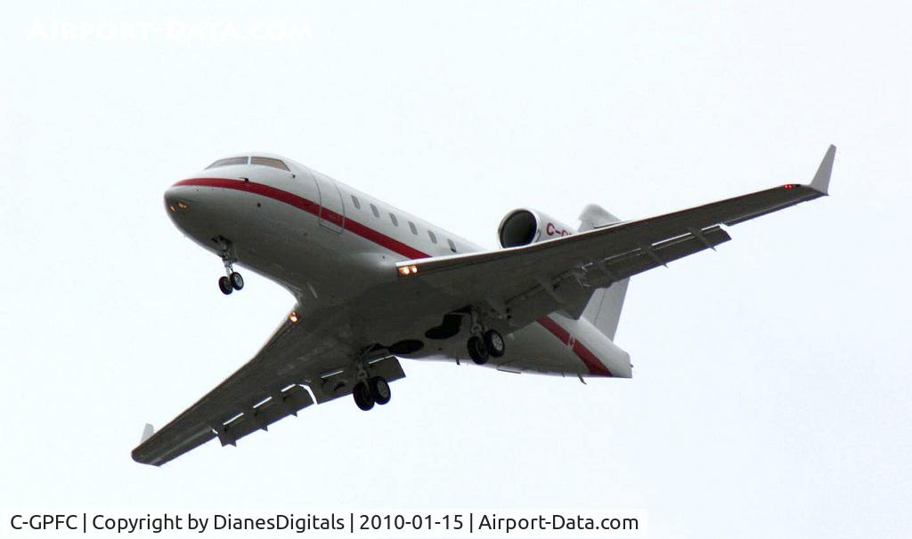 C-GPFC, 1996 Canadair Challenger 604 (CL-600-2B16) C/N 5310, Toronto Airport