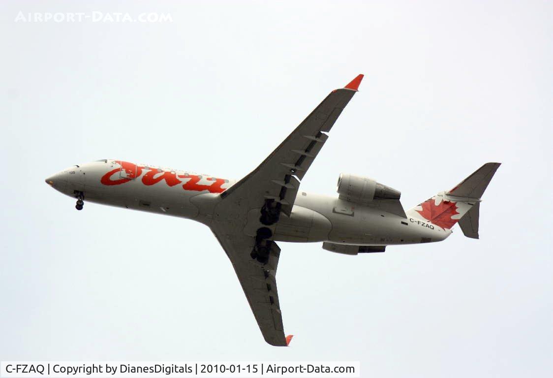 C-FZAQ, 1997 Canadair CRJ-100ER (CL-600-2B19) C/N 7155, Toronto Airport