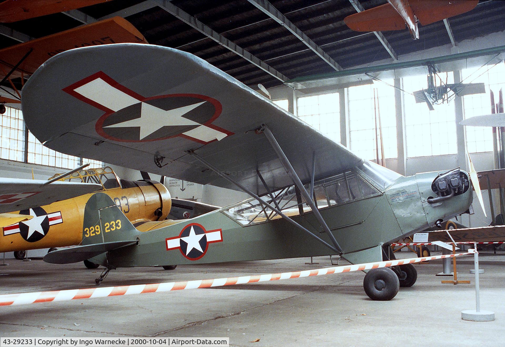 43-29233, 1943 Piper L-4H Grasshopper (J3C-65D) C/N 10524, Piper L-4A (O-59) Cub at the Muzeum Lotnictwa i Astronautyki, Krakow