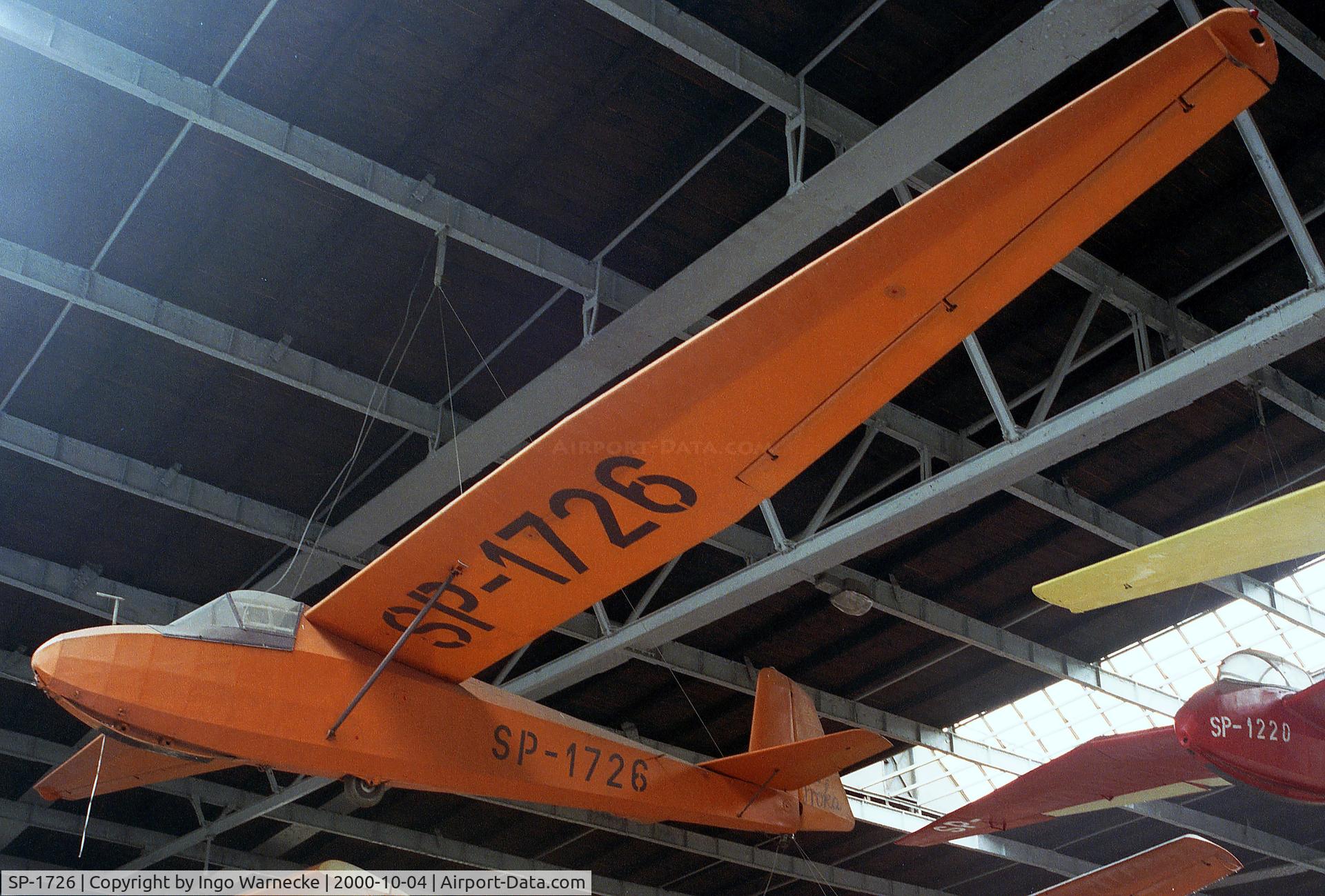 SP-1726, 1957 PZL-Bielsko SZD-15 Sroka C/N 299, Szybowcowy Zaklad Doswiadczalny SZD-15 Sroka at the Muzeum Lotnictwa i Astronautyki, Krakow