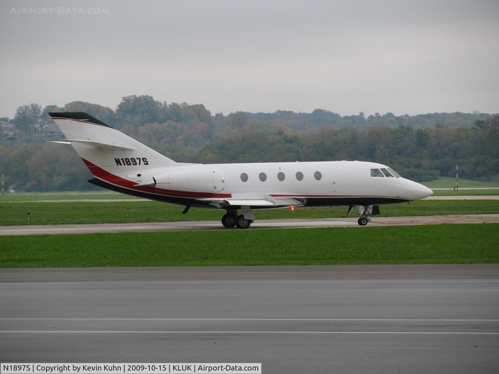 N1897S, 1978 Dassault Falcon (Mystere) 20 C/N 376, Red-white-and-blue Falcon