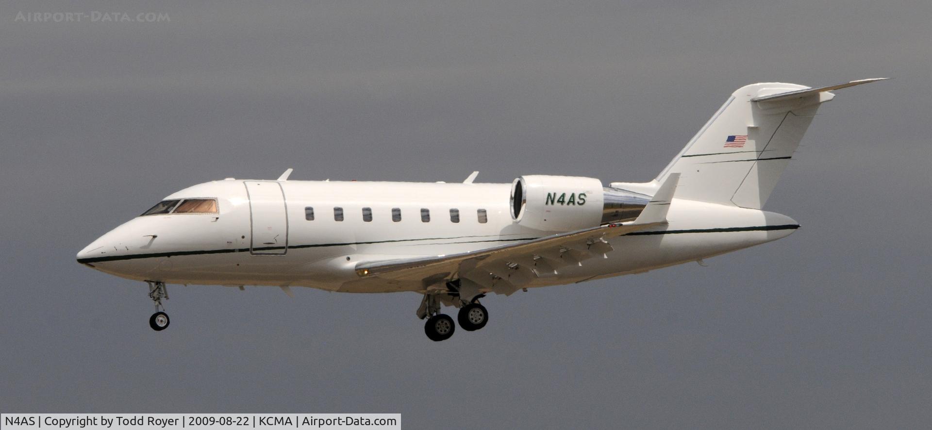 N4AS, 2007 Bombardier Challenger 605 (CL-600-2B16) C/N 5721, CAMARILLO AIR SHOW 2009