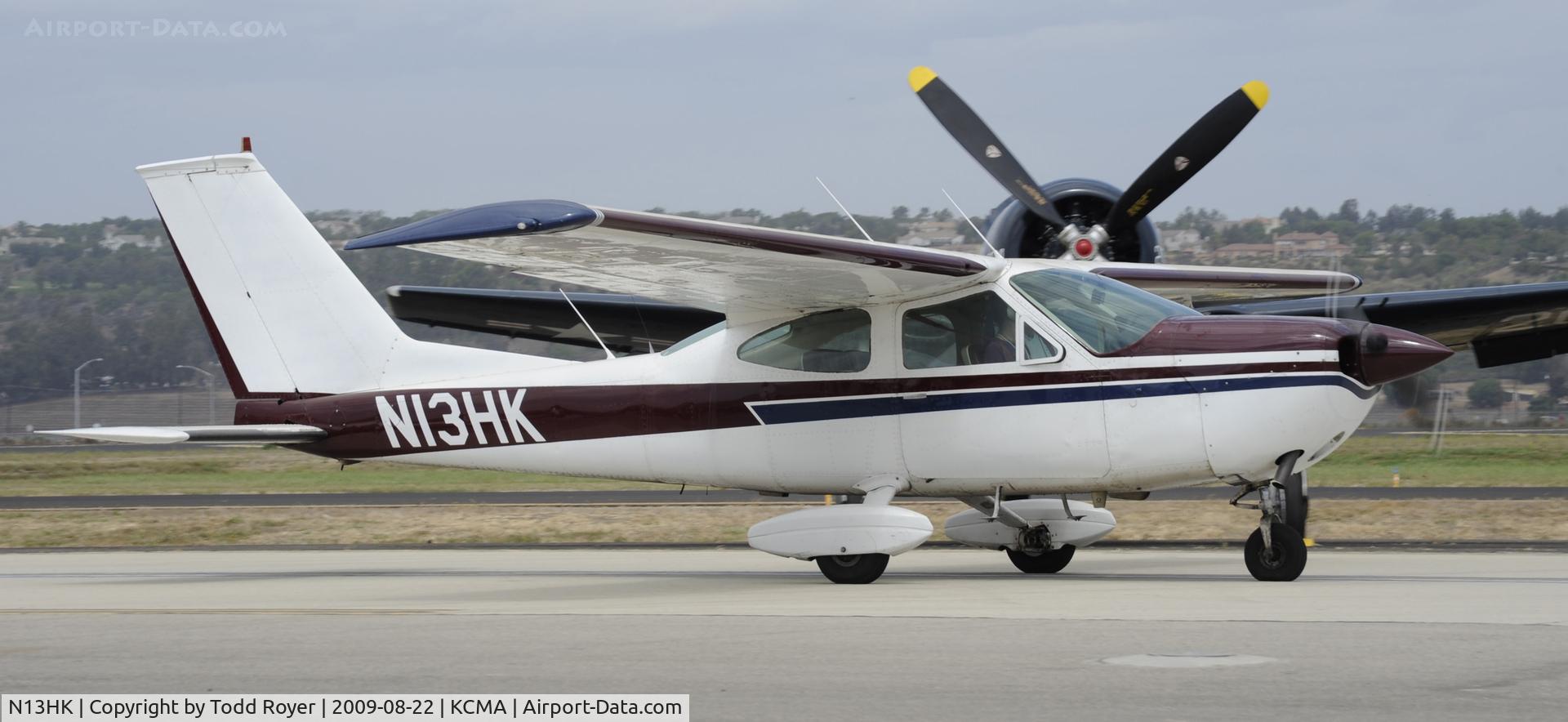 N13HK, 1972 Cessna 177B Cardinal C/N 17701810, CAMARILLO AIR SHOW 2009