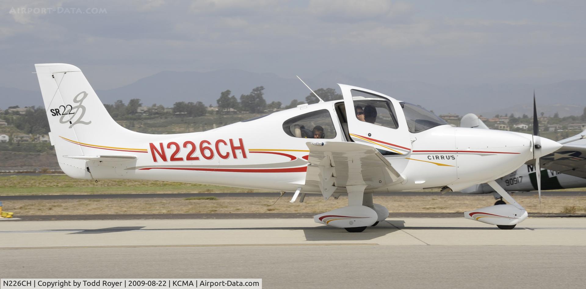 N226CH, 2004 Cirrus SR22 G2 C/N 0875, CAMARILLO AIR SHOW 2009