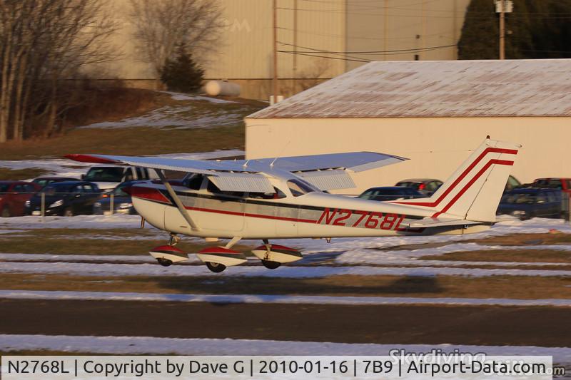 N2768L, 1967 Cessna 172H C/N 17255968, About to touch down at Ellington, CT
