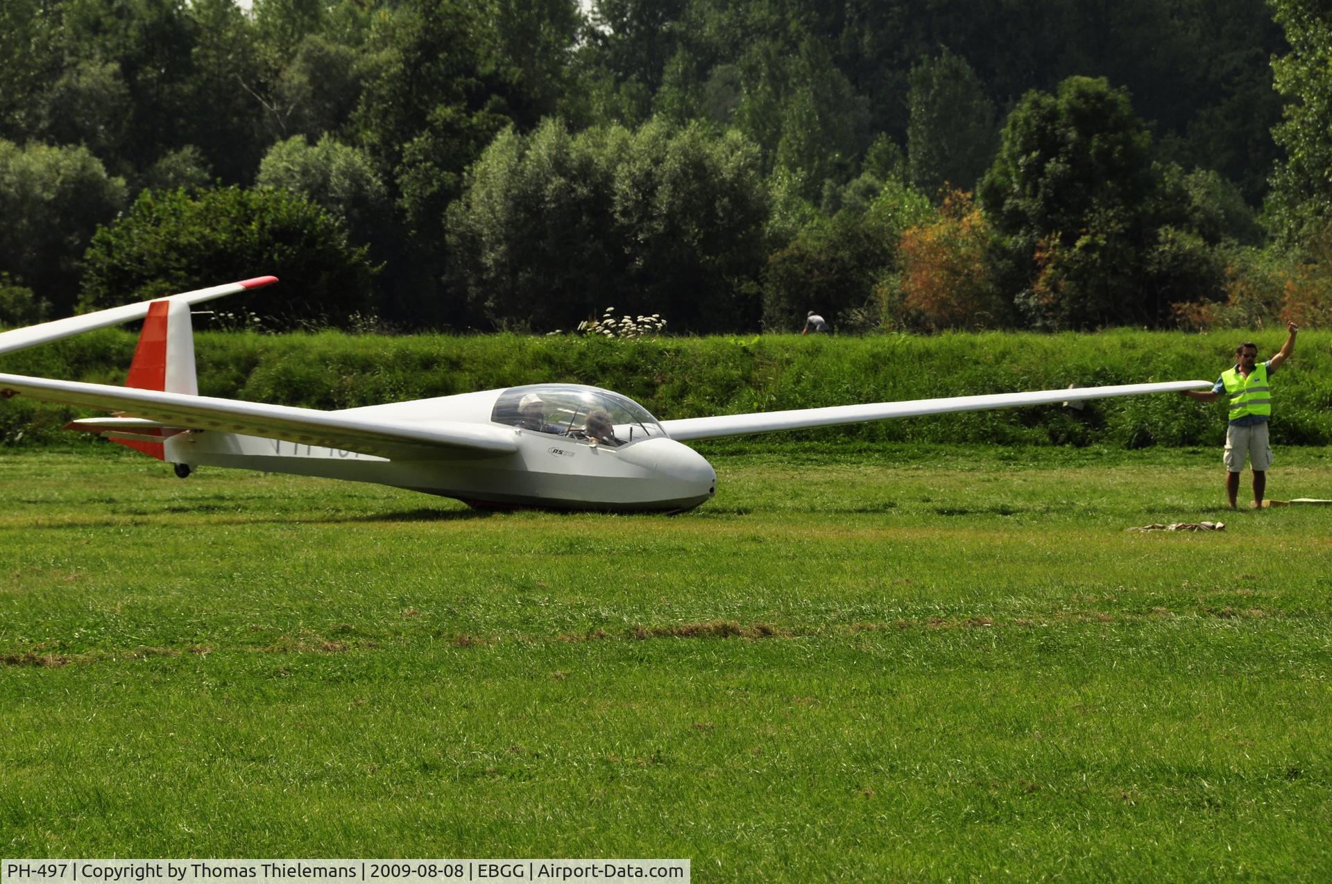 PH-497, Schleicher ASK-13 C/N 13474, Opendeur VZP 2009