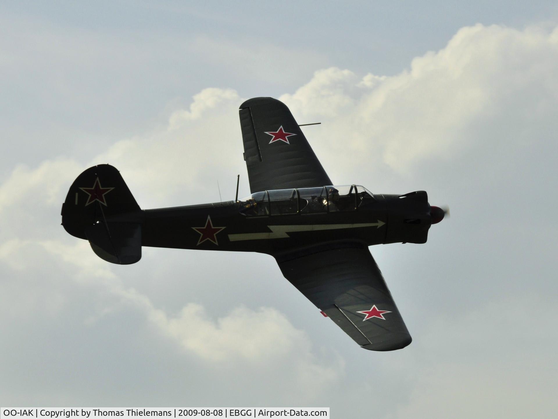 OO-IAK, 1956 Yakovlev Yak-18 C/N 1332019, Opendeur VZP 2009
