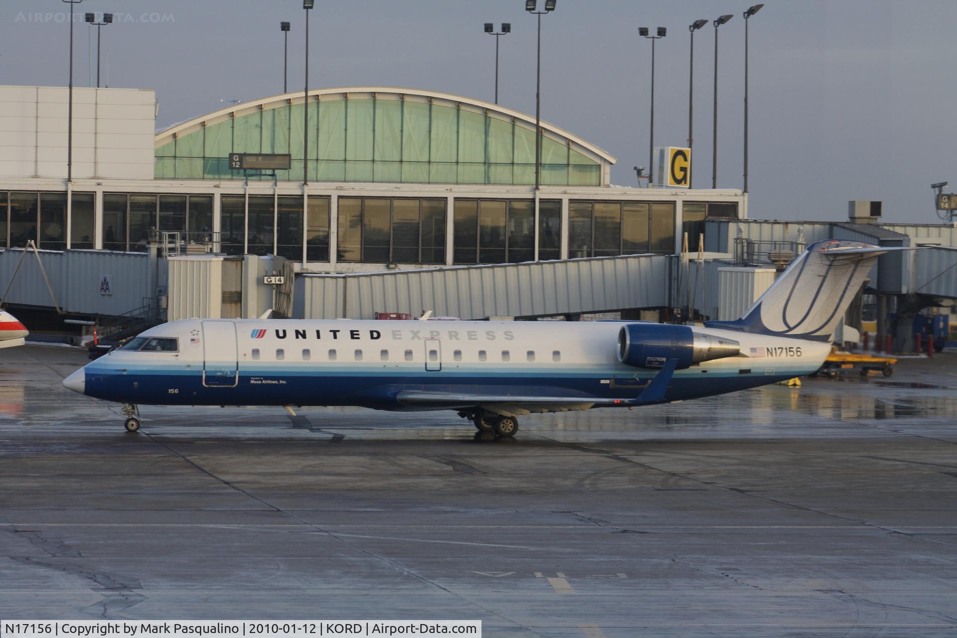 N17156, 1996 Canadair CRJ-200LR (CL-600-2B19) C/N 7156, CL-600-2B19