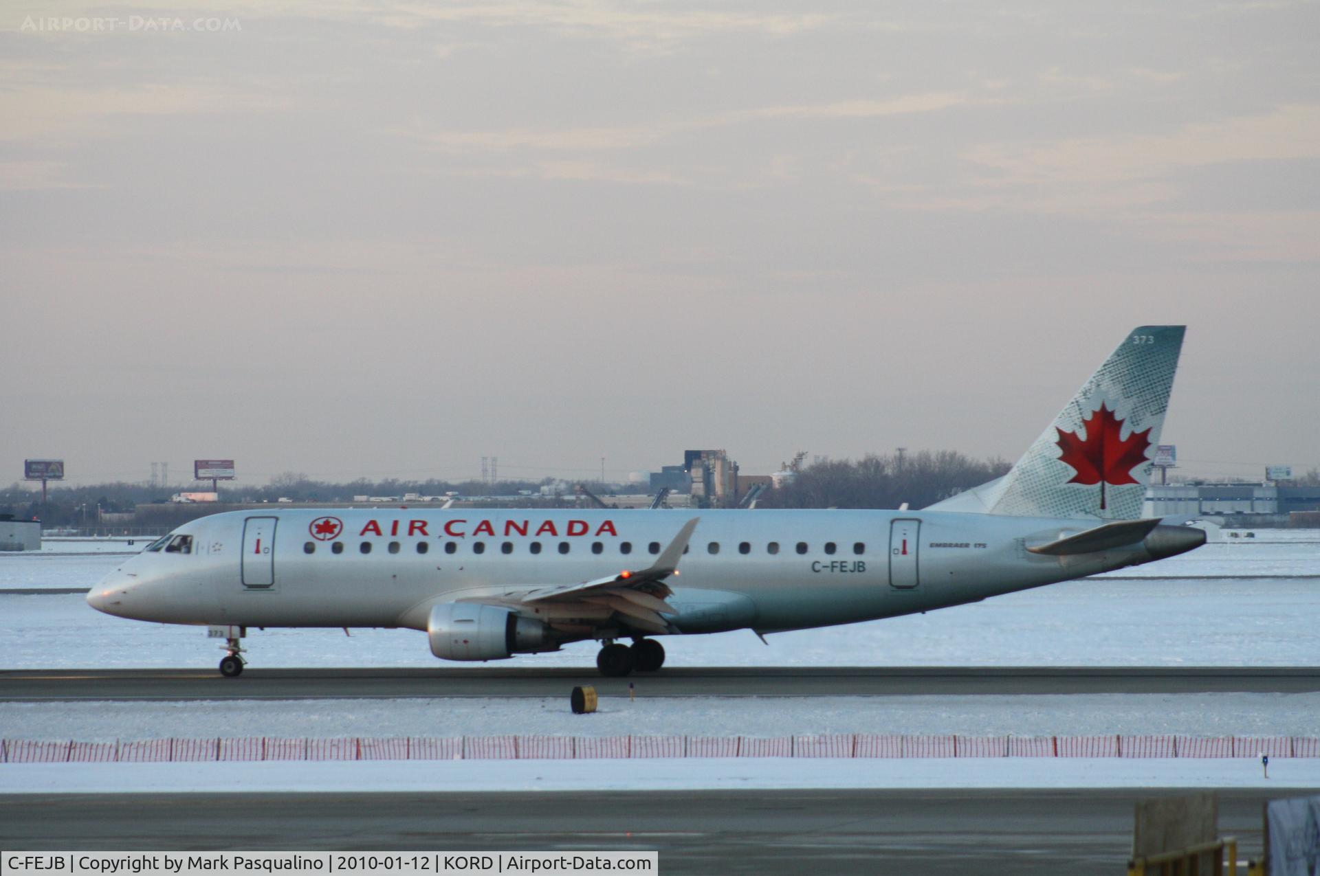 C-FEJB, 2005 Embraer 175SU (ERJ-170-200SU) C/N 17000086, ERJ 170-200 SU