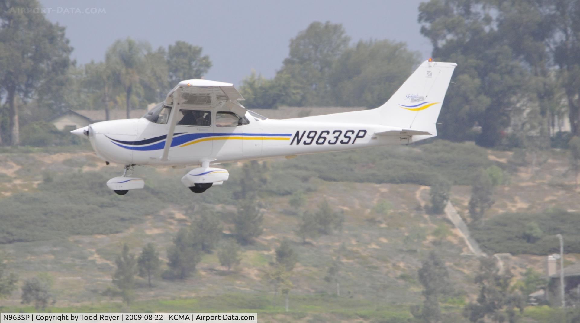 N963SP, 1999 Cessna 172S C/N 172S8166, CAMARILLO AIR SHOW 2009