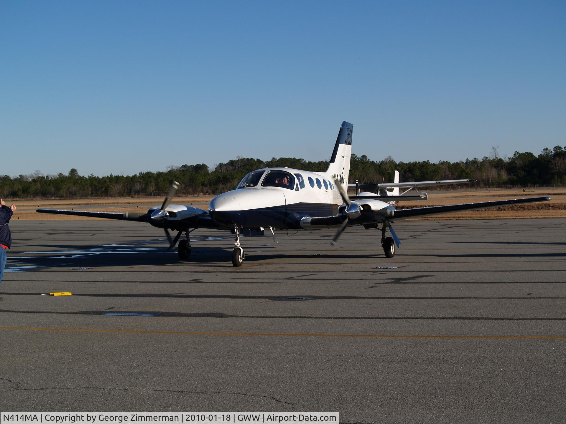 N414MA, 1979 Cessna 414A Chancellor C/N 414A0248, Stop-over for fuel enroute to Haiti to ferry earthquake supplies