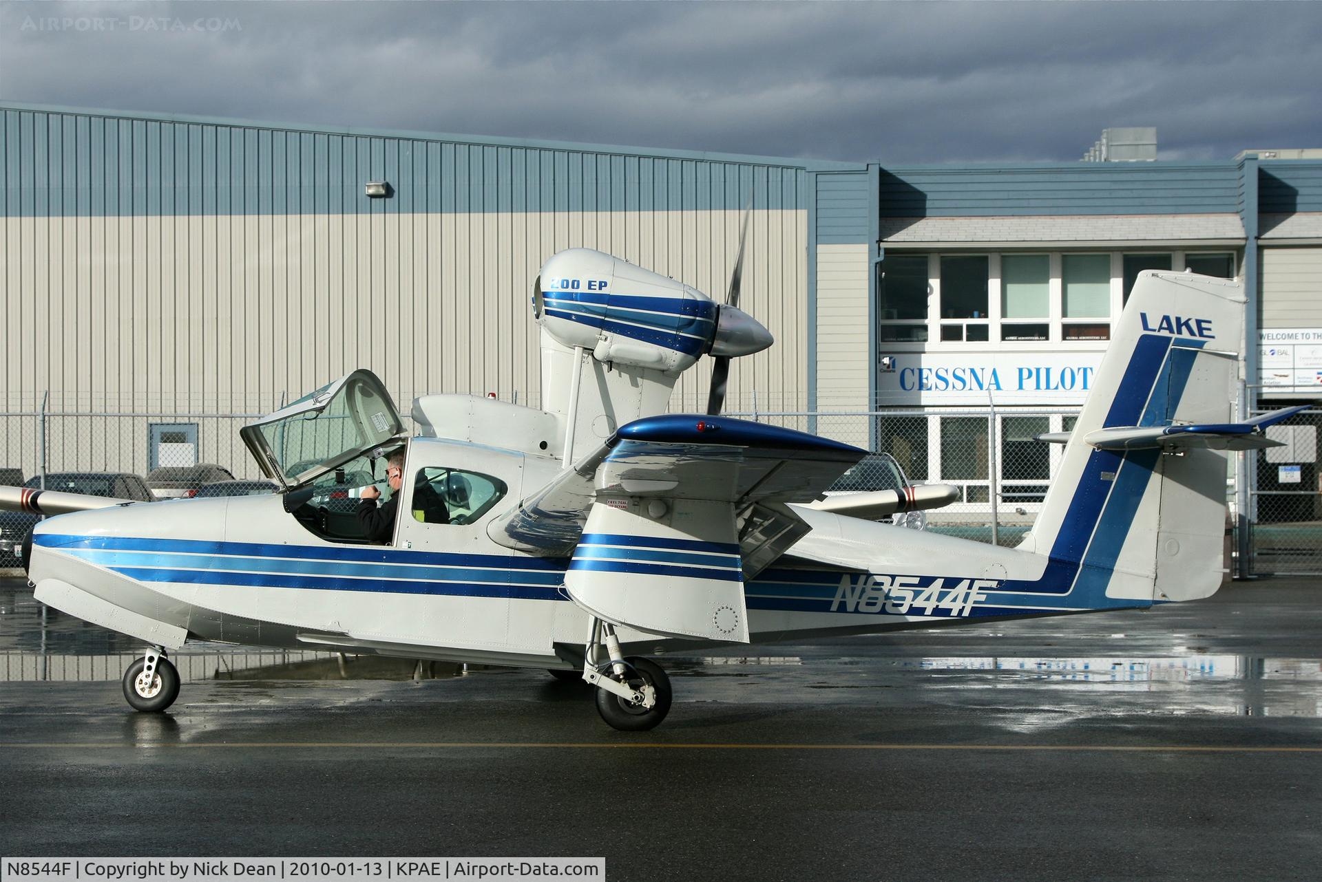 N8544F, Consolidated Aeronautics Inc. LAKE LA-4-200 C/N 1113, KPAE