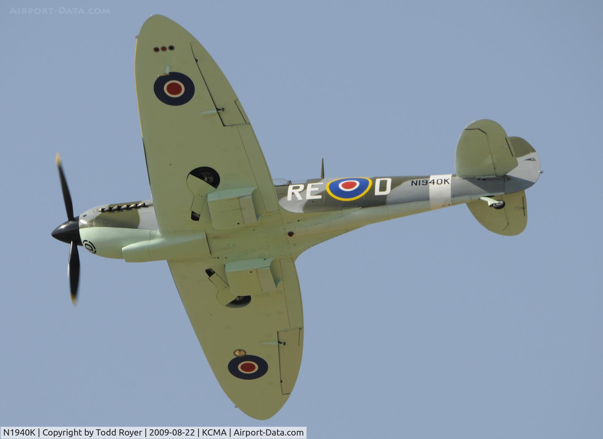 N1940K, 2003 Jurca MJ-100 Spitfire C/N MK9EX, CAMARILLO AIR SHOW 2009