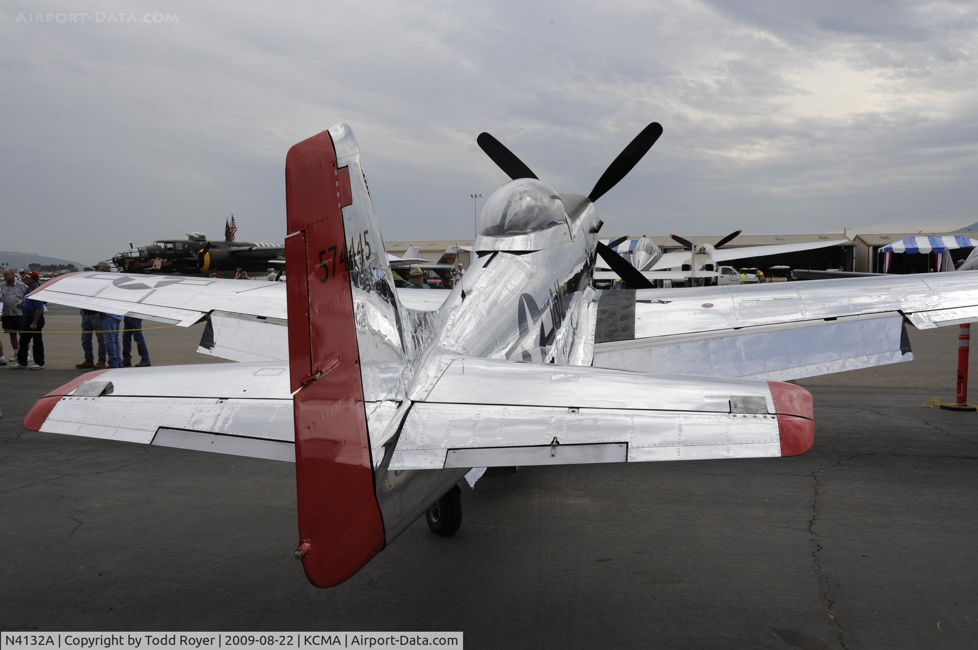 N4132A, 1944 North American P-51D Mustang C/N 122-40985, CAMARILLO AIR SHOW 2009