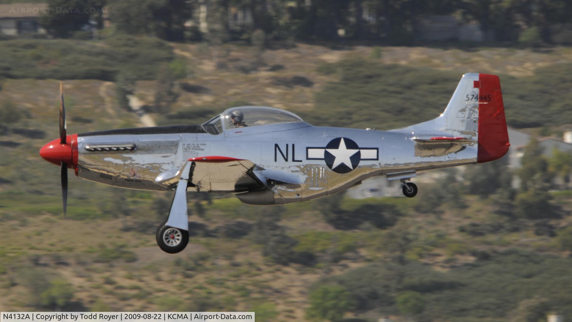 N4132A, 1944 North American P-51D Mustang C/N 122-40985, CAMARILLO AIR SHOW 2009