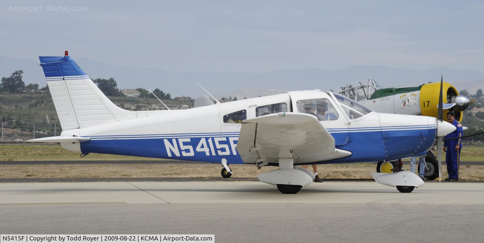 N5415F, 1976 Piper PA-28-151 Cherokee Warrior C/N 28-7715128, CAMARILLO AIR SHOW 2009