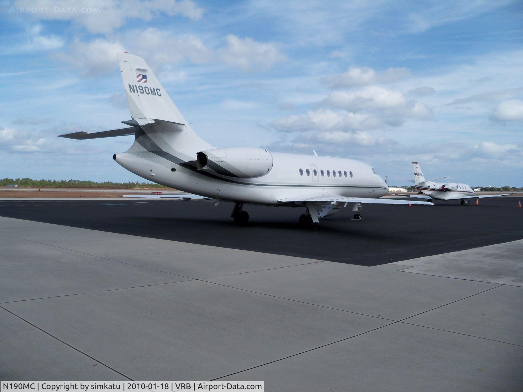 N190MC, 1997 Dassault Falcon 2000 C/N 45, Sitting at VRB in the afternoon