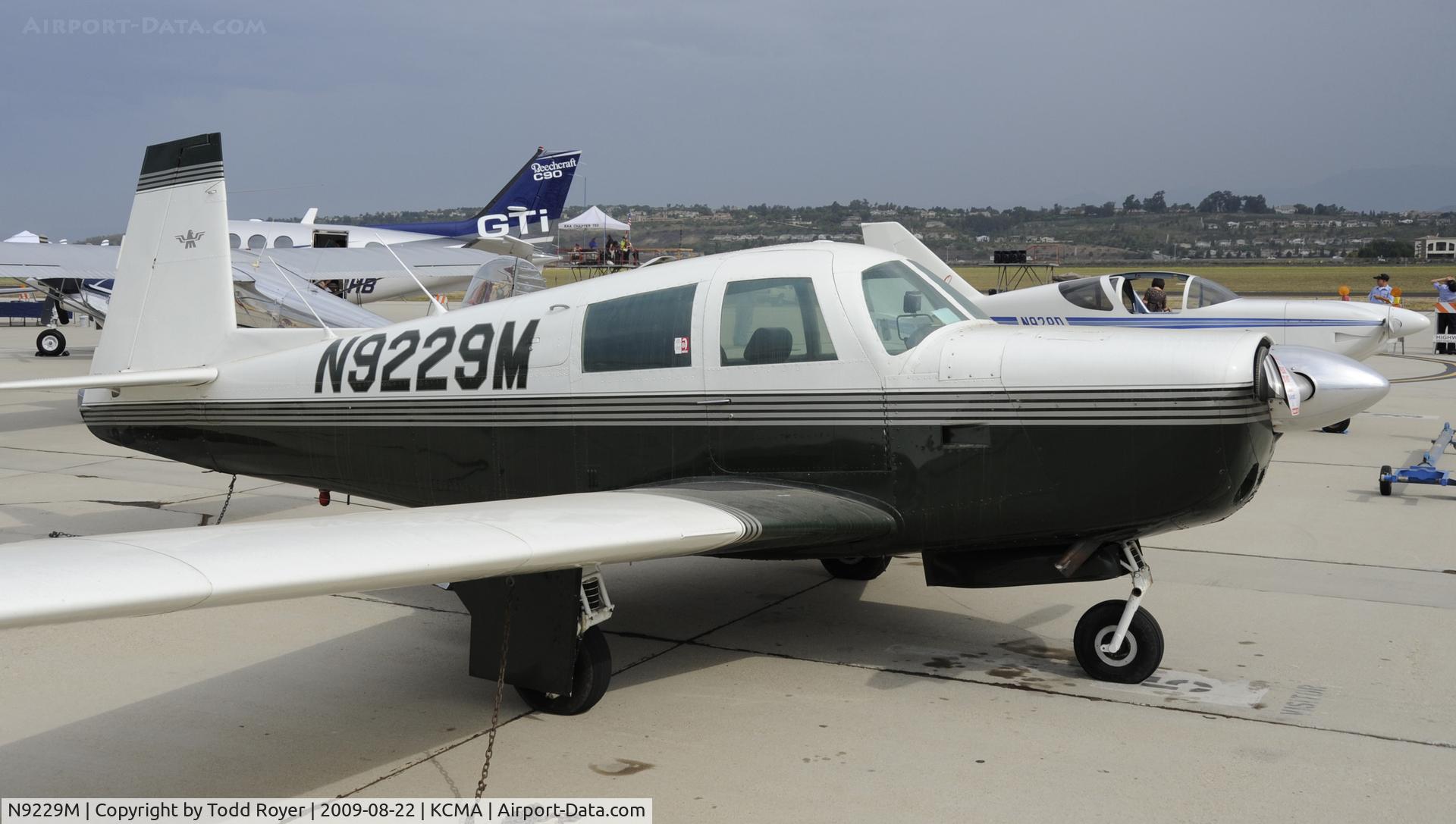 N9229M, 1966 Mooney M20E C/N 1186, CAMARILLO AIR SHOW 2009