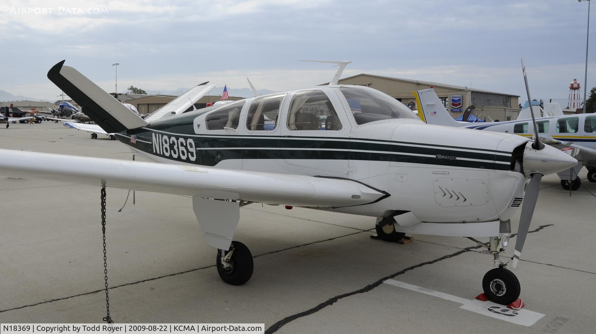 N18369, 1977 Beech V35B Bonanza C/N D-10050, CAMARILLO AIR SHOW 2009