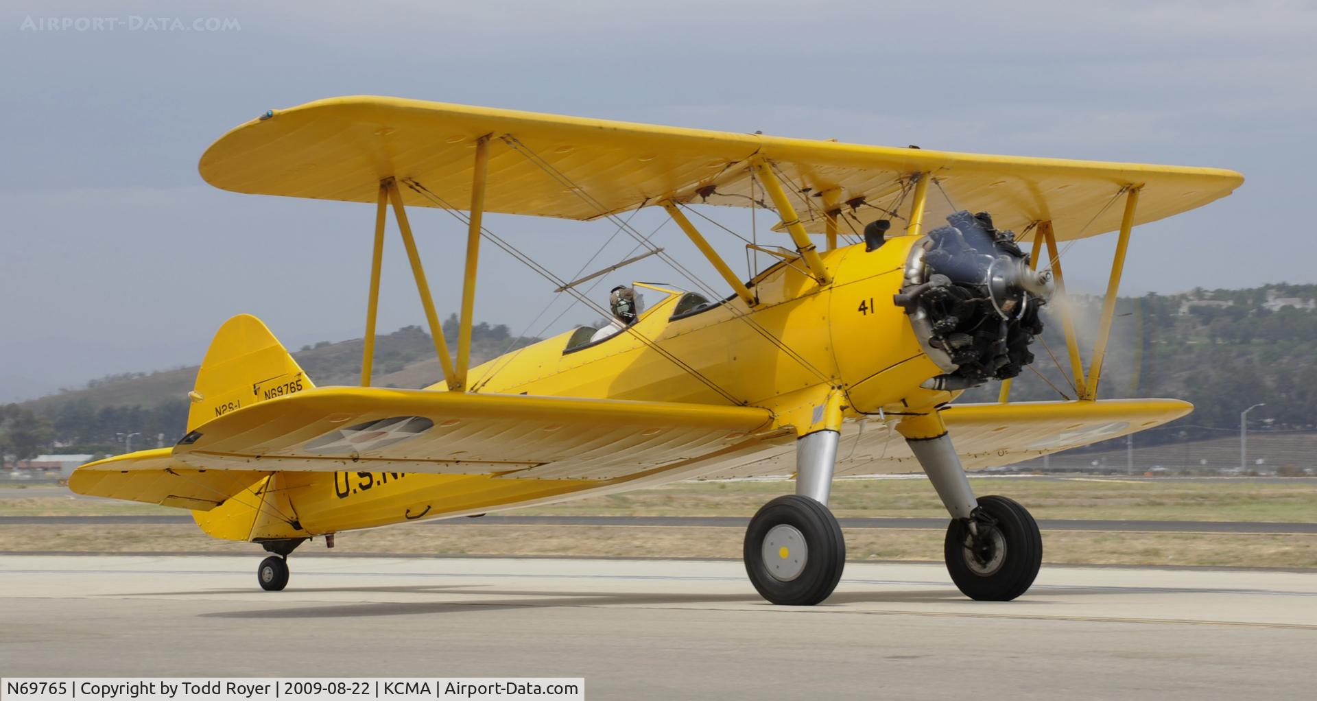 N69765, 1941 Boeing A75N1 (PT17) C/N 75-1044, CAMARILLO AIR SHOW 2009