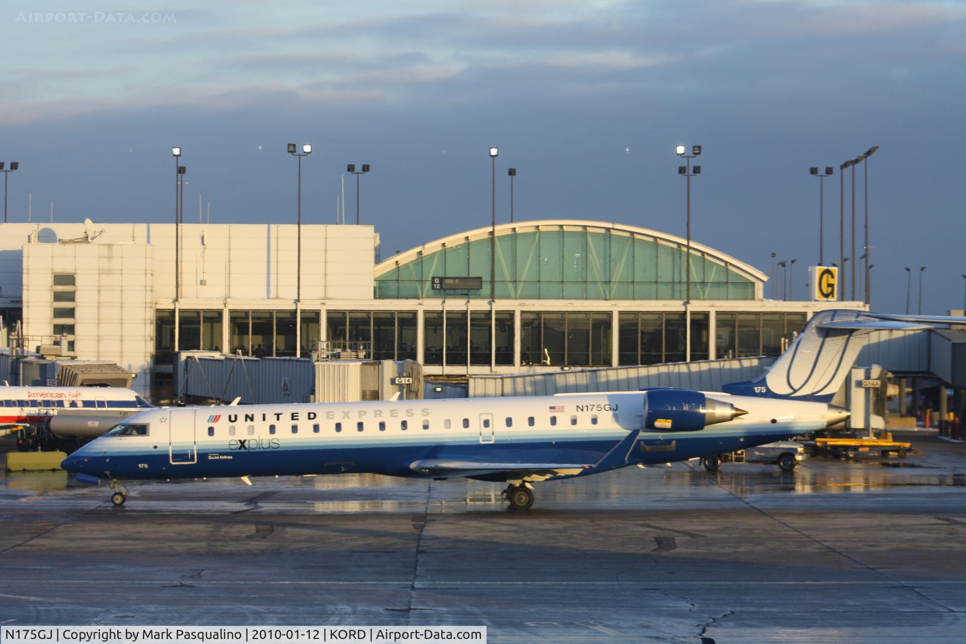 N175GJ, 2009 Bombardier CRJ-702 (CL-600-2C10) C/N 10297, CL-600-2C10