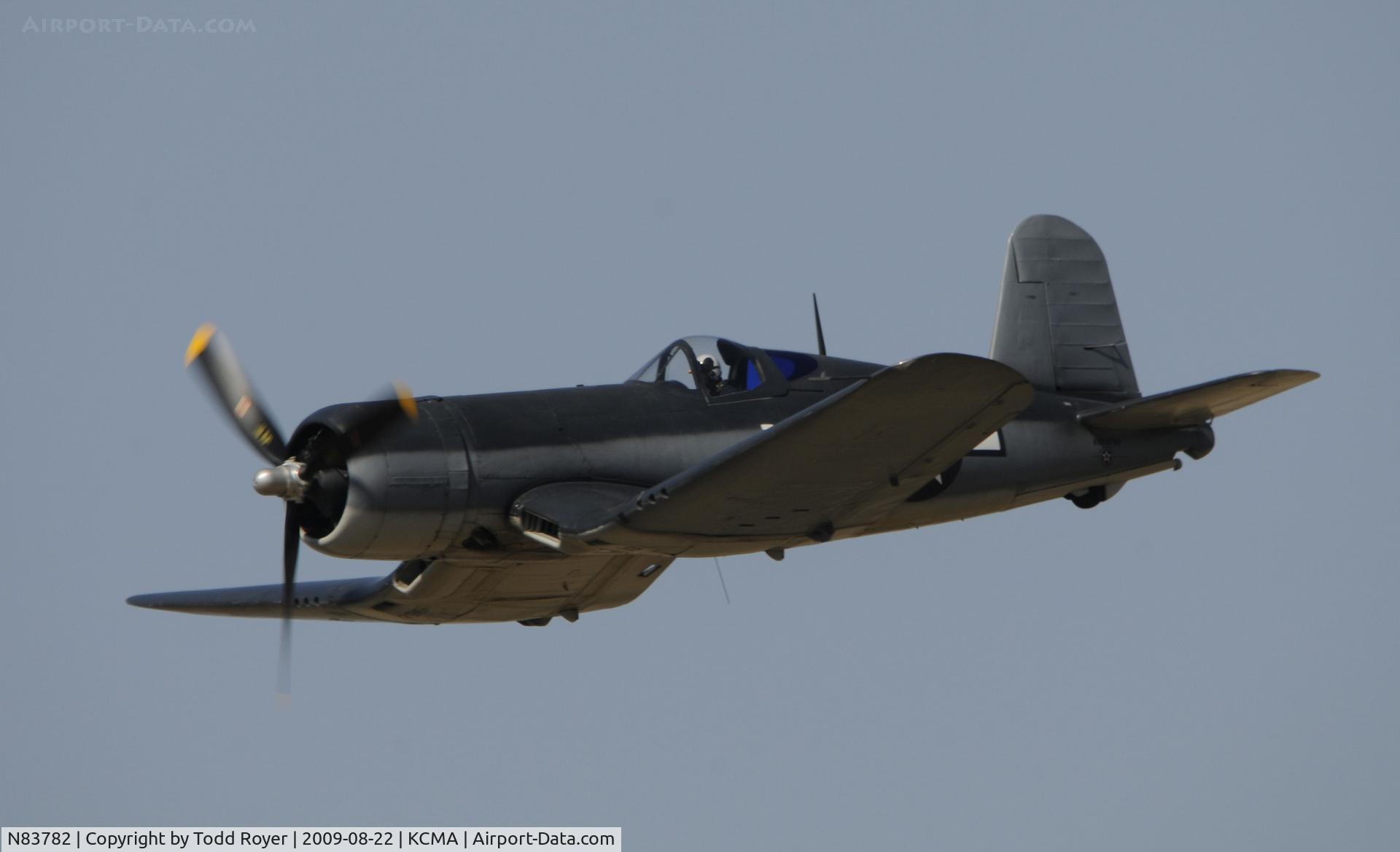 N83782, 1942 Vought F4U-1 Corsair C/N 3884 (Bu 17799), CAMARILLO AIR SHOW 2009