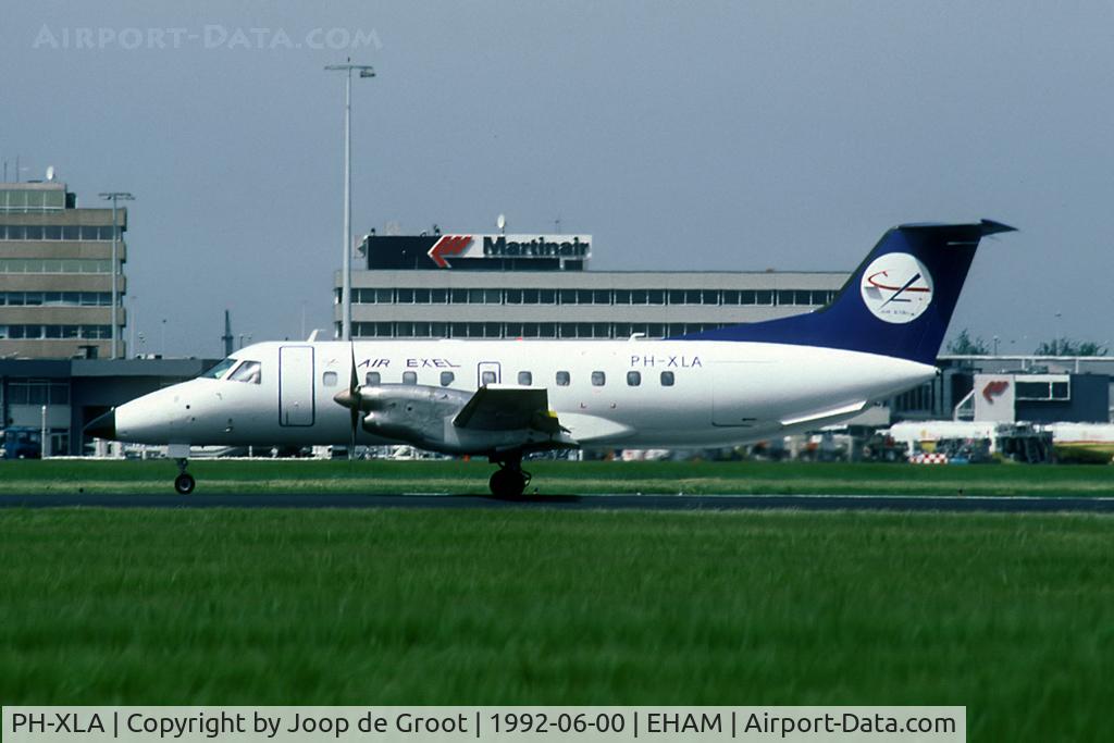 PH-XLA, 1988 Embraer EMB-120RT Brasilia C/N 120081, take off from Schiphol