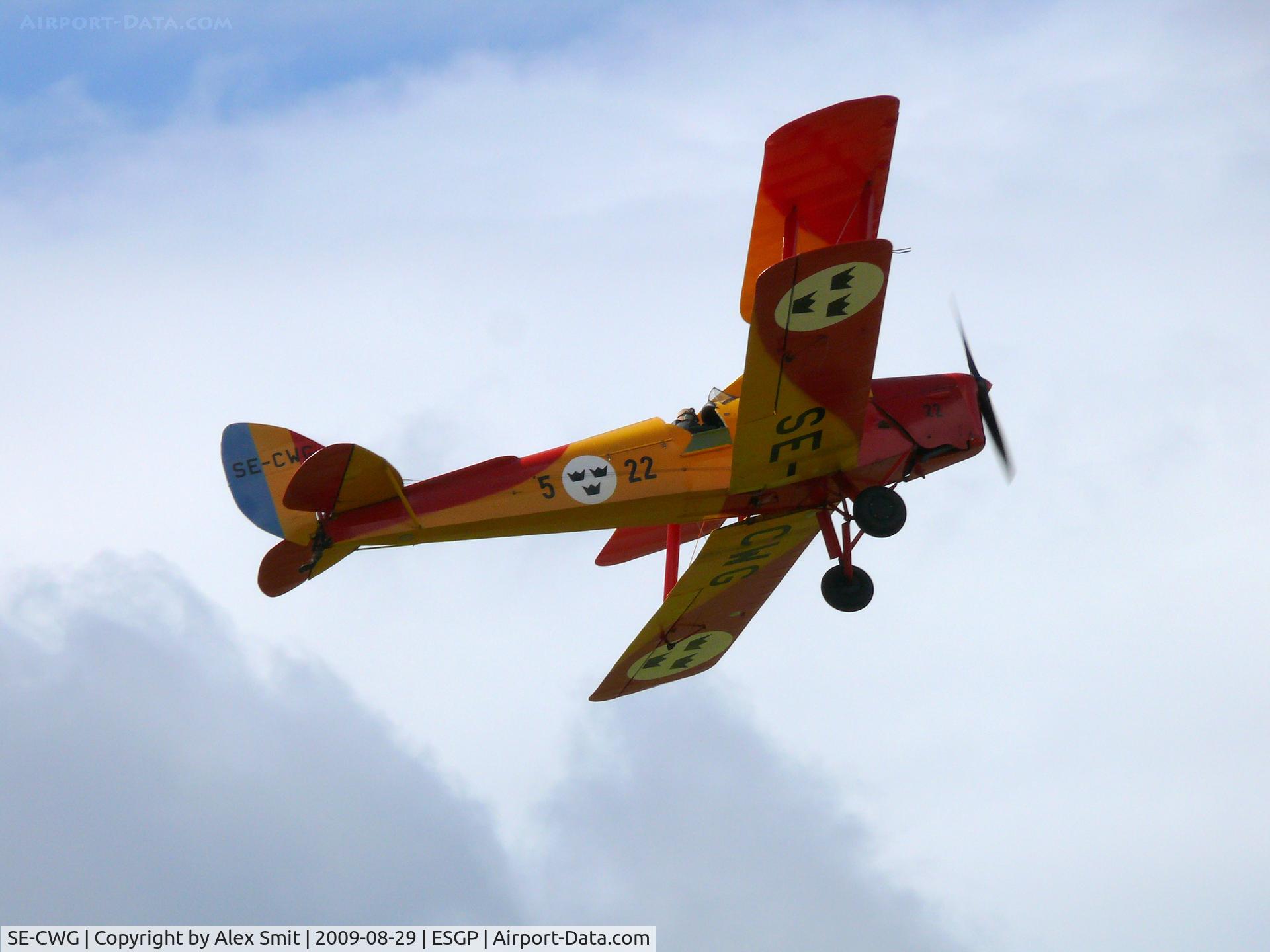 SE-CWG, 1935 De Havilland DH-82A Tiger Moth II C/N 3364, De Havilland DH-82A Tiger Moth SE-CWG painted as Swedish Air Force 5-22