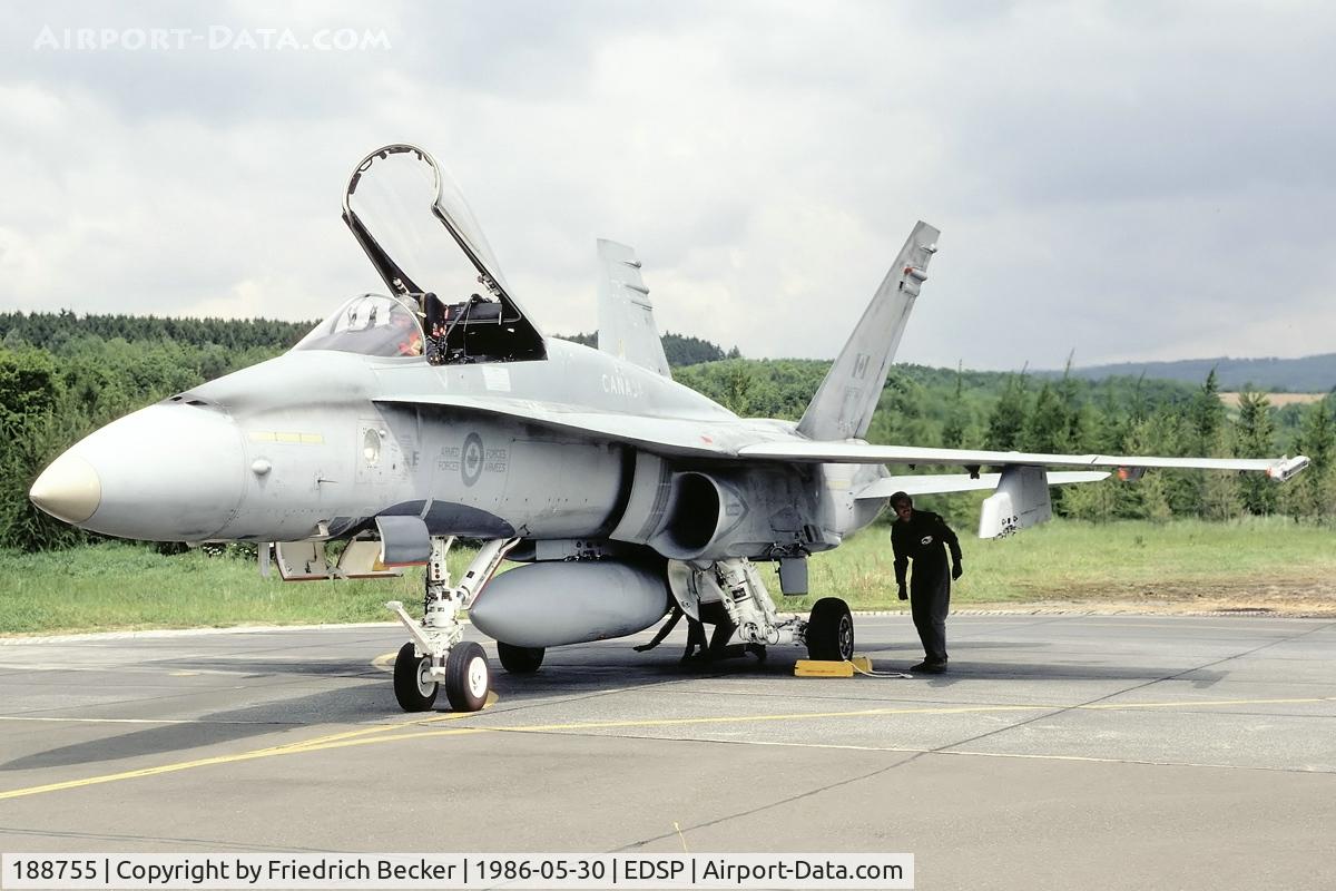 188755, McDonnell Douglas CF-188A Hornet C/N 384/A321, transient at Fliegerhorst Pferdsfeld, www.natoflugplatz-pferdsfeld.de
