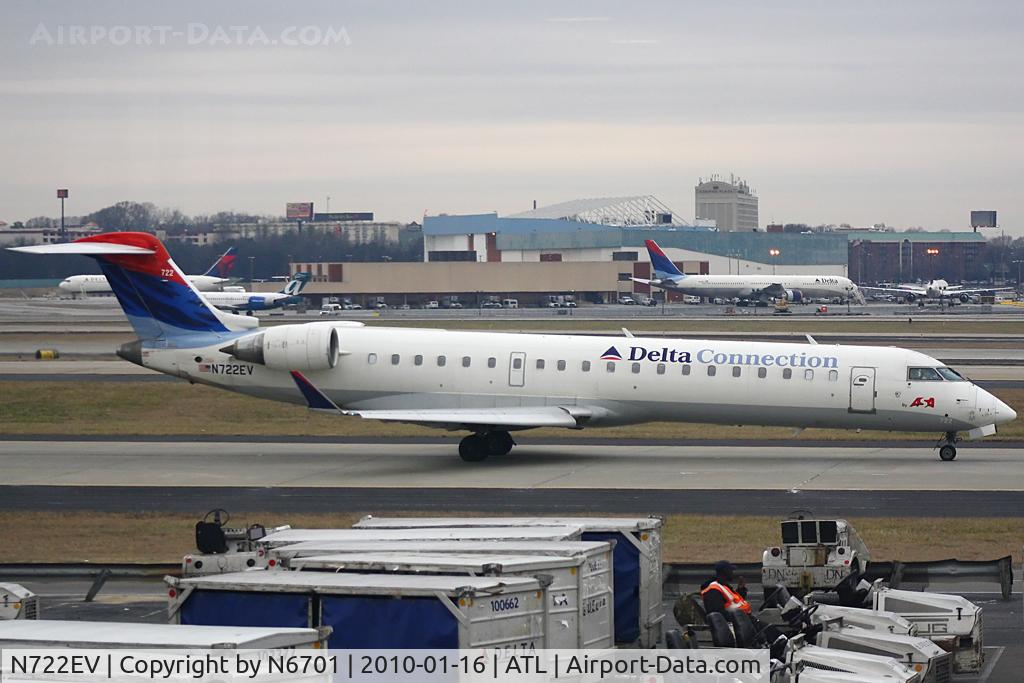 N722EV, 2003 Bombardier CRJ-701 (CL-600-2C10) Regional Jet C/N 10127, Delta Connection