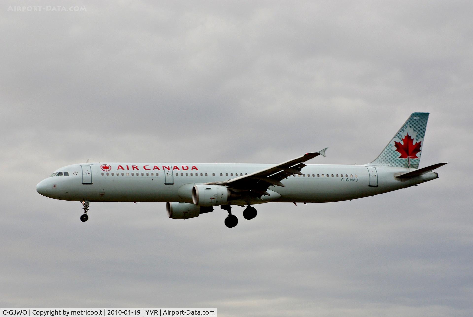 C-GJWO, 2002 Airbus A321-211 C/N 1811, Landing at YVR
