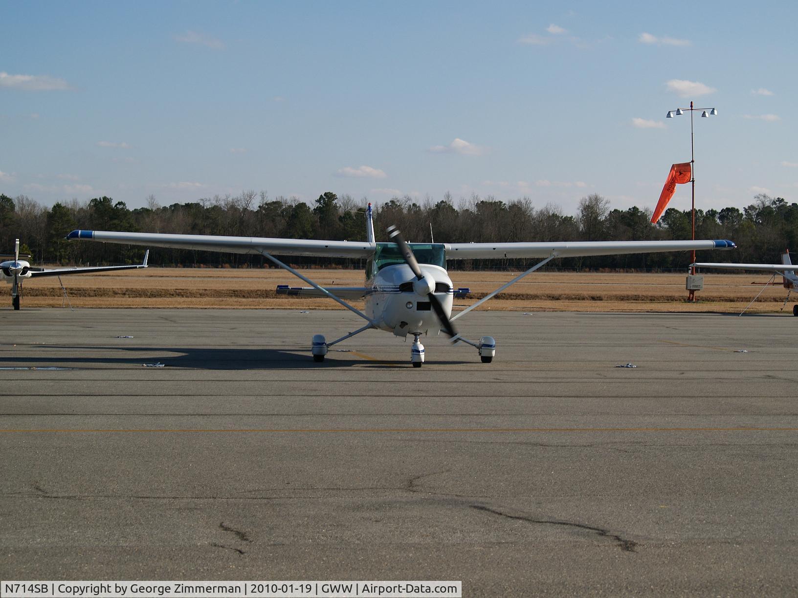 N714SB, 1973 Cessna 182P Skylane C/N 18261869, Engine start for departure