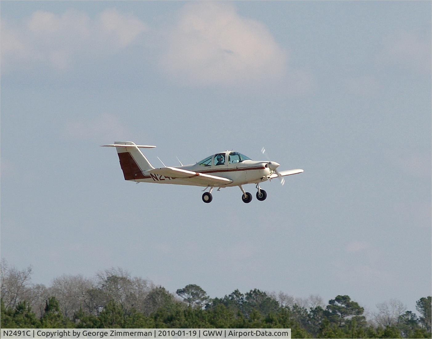 N2491C, 1978 Piper PA-38-112 Tomahawk C/N 38-79A0203, Touch & Go Practice