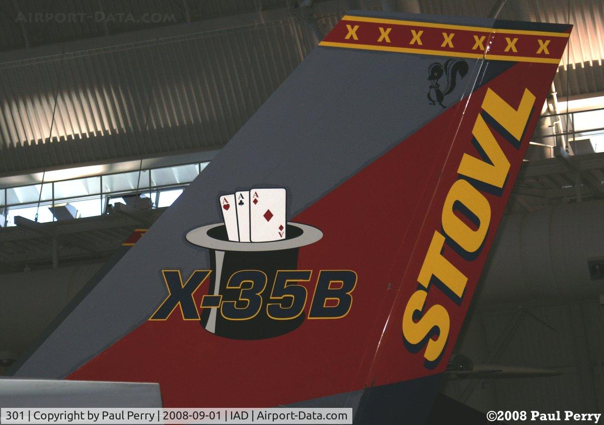 301, Lockheed Martin X-35B C/N PAV-1, X-35B prototype tail art